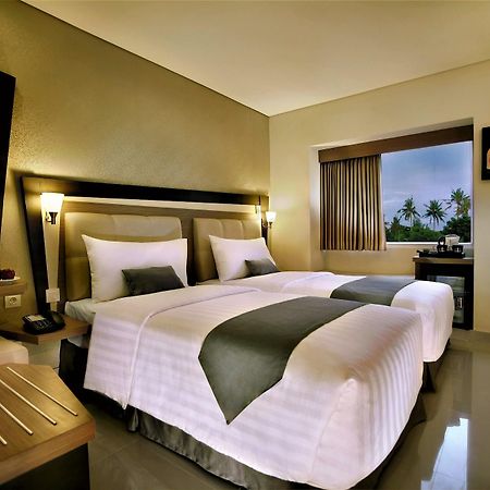 Hotel Neo - Kuta, Jelantik Legian  Ngoại thất bức ảnh