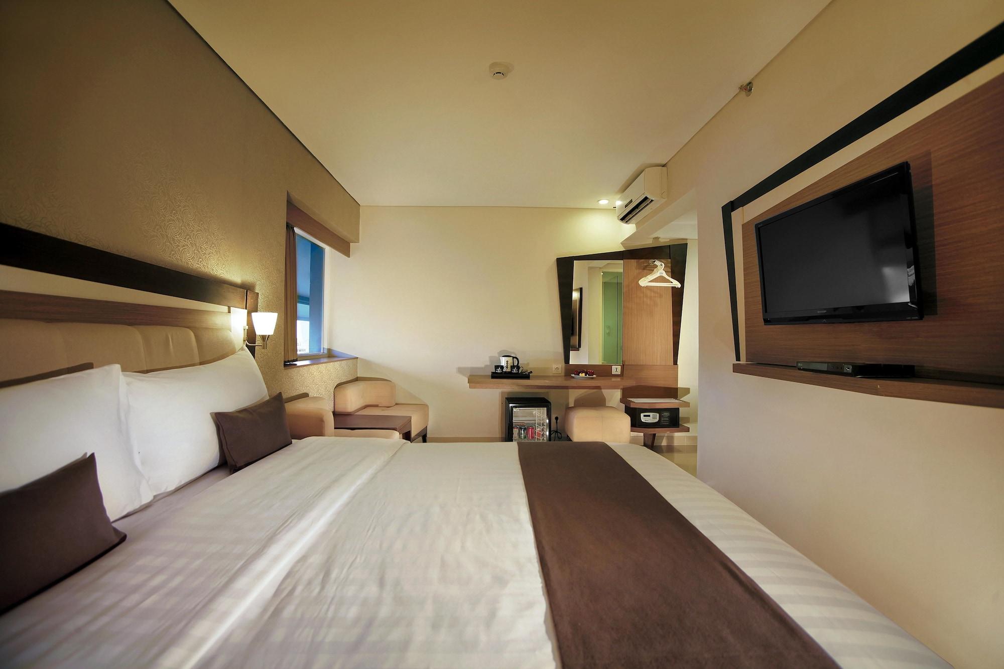 Hotel Neo - Kuta, Jelantik Legian  Ngoại thất bức ảnh