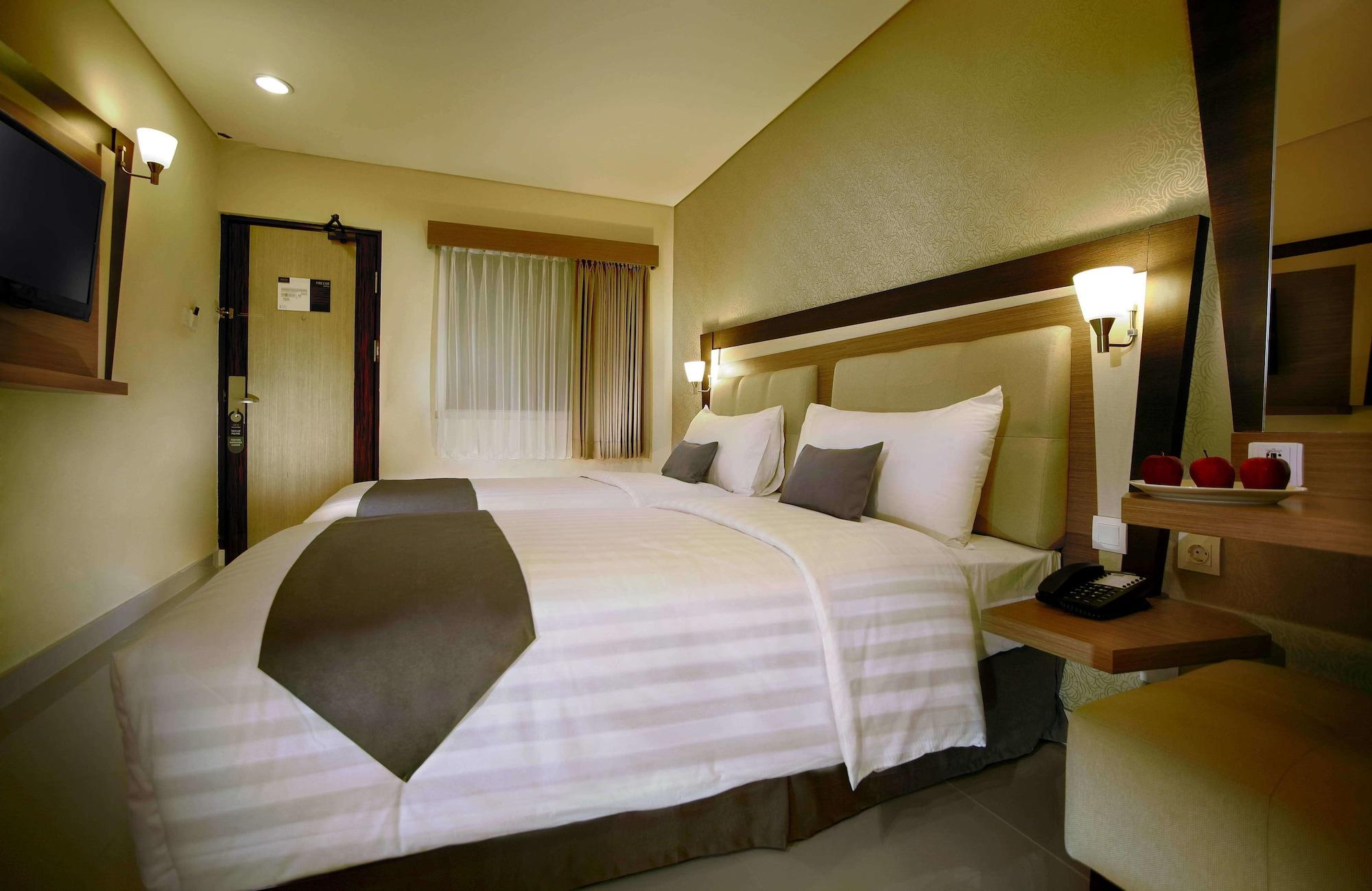 Hotel Neo - Kuta, Jelantik Legian  Ngoại thất bức ảnh