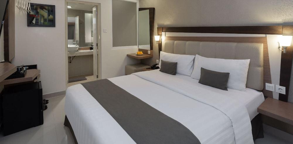 Hotel Neo - Kuta, Jelantik Legian  Ngoại thất bức ảnh