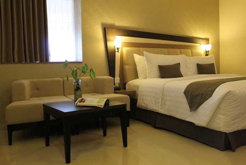 Hotel Neo - Kuta, Jelantik Legian  Ngoại thất bức ảnh
