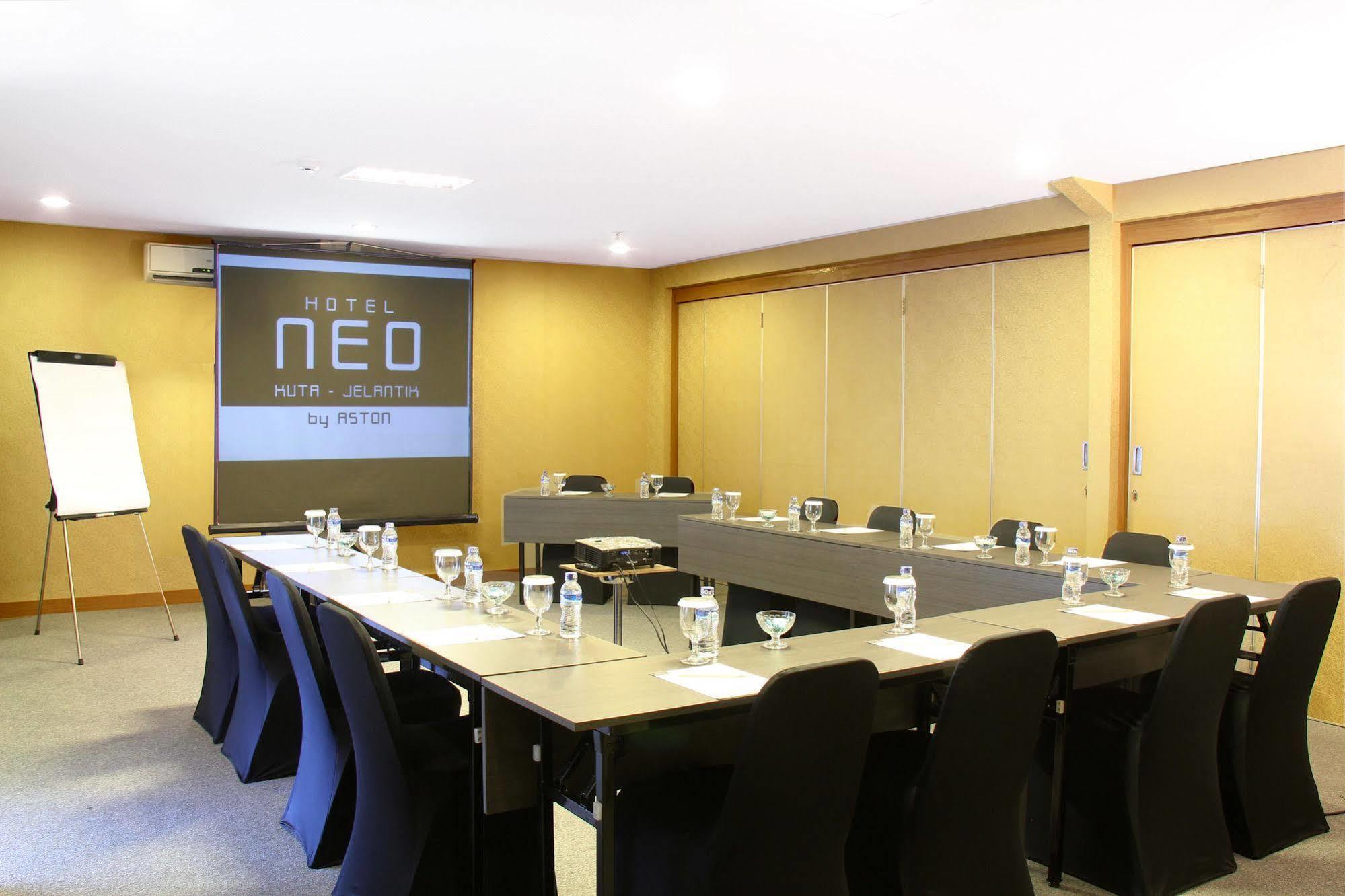Hotel Neo - Kuta, Jelantik Legian  Ngoại thất bức ảnh