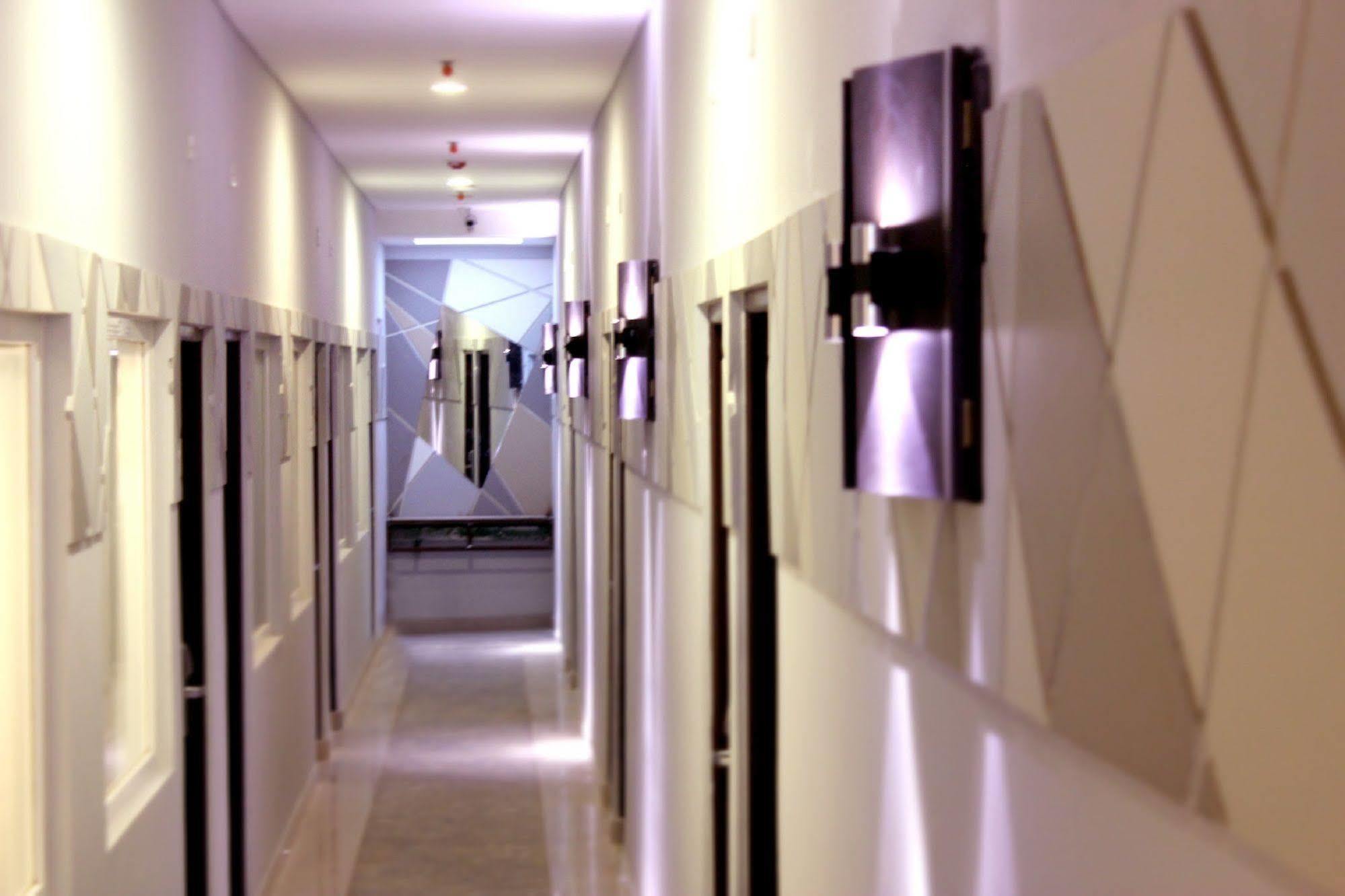 Hotel Neo - Kuta, Jelantik Legian  Ngoại thất bức ảnh